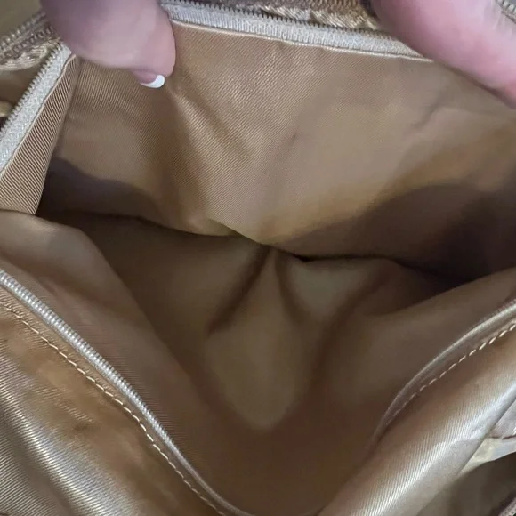 Arcadia Tan Leather Shoulder/ Tote Bag - Picture 7 of 11